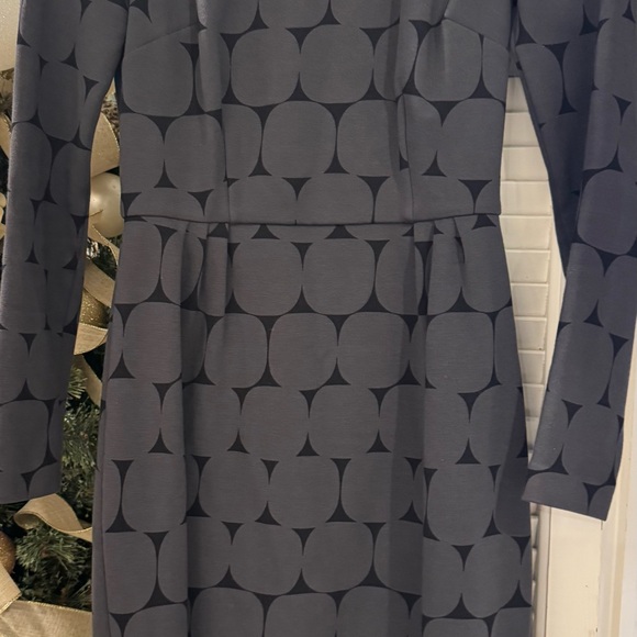 Boden Dresses & Skirts - Boden sz 4 Gray Geometric Long Sleeve Dress